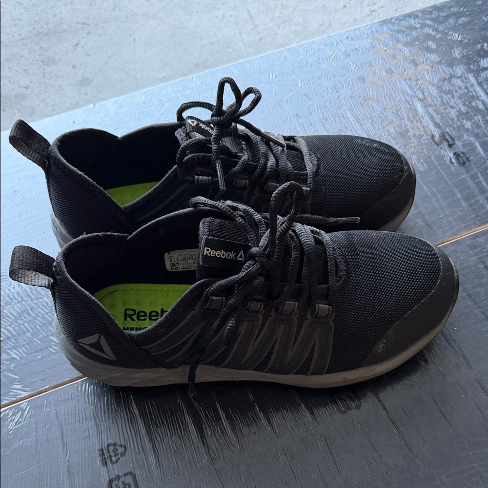 Reebook Men's Black Steal Toe shoes